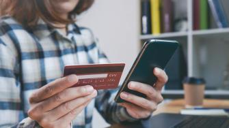 NGate también puede utilizar un atacante con acceso físico a las tarjetas de pago, para copiarlas y emularlas. Foto EE: Especial