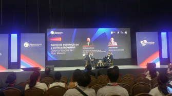 El encargado del Despacho de la Secretaría de Economía, Emmanuel Loo, participó en panel Sectores Estratégicos y Política Industrial, oportunidades del Plan México