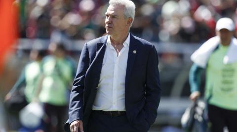 SALT LAKE CITY, UT - JUNE 07: Head coach Javier Aguirre of Mexico walks off the field after their international friendly game agaisnt Switzerland at Rice-Eccles Stadium on June 7, 2025 in Salt Lake City, Utah.   Chris Gardner/Getty Images/AFP (Photo by CHRIS GARDNER / GETTY IMAGES NORTH AMERICA / Getty Images via AFP)